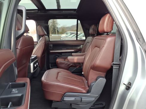 Used 2024 Ford Expedition Max Limited image 7