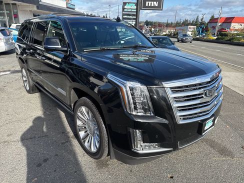 Used 2016 Cadillac Escalade ESV Platinum image 13