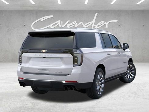New 2025 Chevrolet Suburban Premier image 4