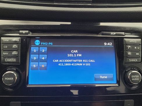 Used 2017 Nissan Rogue Sport SL w/ SL Premium Package image 25