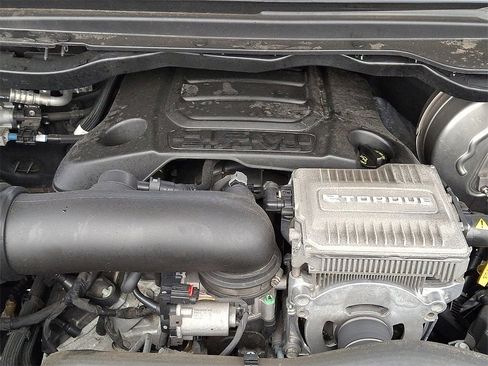 Used 2024 RAM 1500 Limited image 27