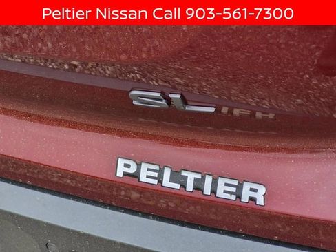 New 2026 Nissan Pathfinder SL w/ SL Premium Package FWD image 6