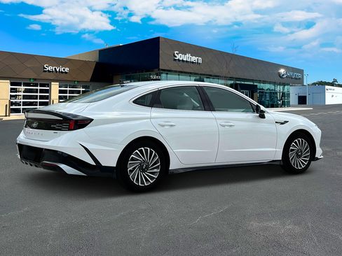New 2025 Hyundai Sonata SEL FWD image 9