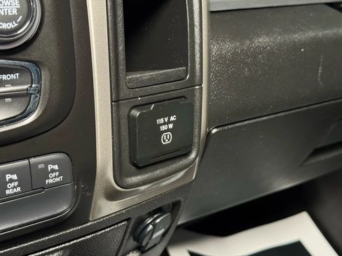 Used 2019 RAM 1500 Big Horn image 44