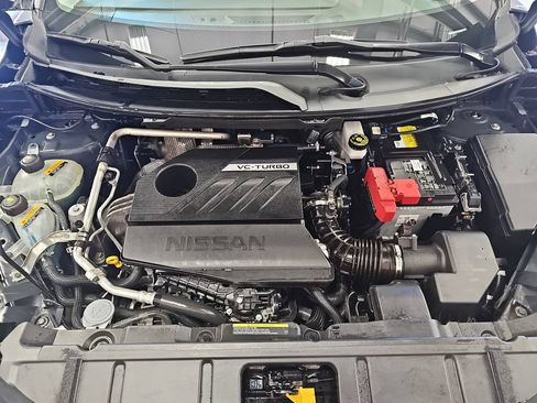Used 2023 Nissan Rogue SV FWD image 33