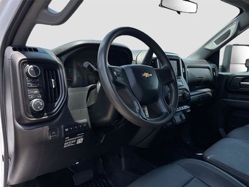 Used 2022 Chevrolet Silverado 2500 W/T w/ WT Fleet Convenience Package AWD/4WD image 9