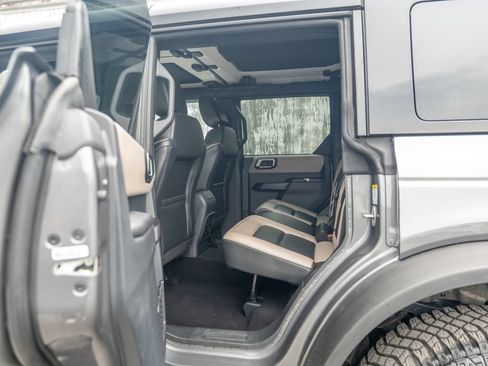 Used 2024 Ford Bronco Wildtrak AWD/4WD image 34