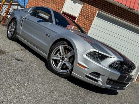 Used 2013 Ford Mustang GT Premium w/ GT Coupe Accessory Pkg 5 image 28