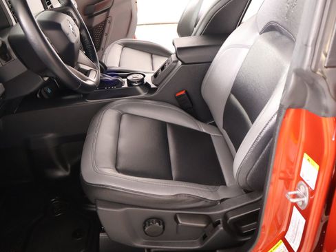 Used 2024 Ford Bronco Big Bend AWD/4WD image 11