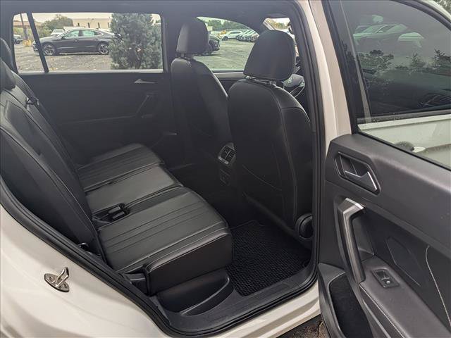 Used 2024 Volkswagen Tiguan SE R-Line AWD/4WD image 15