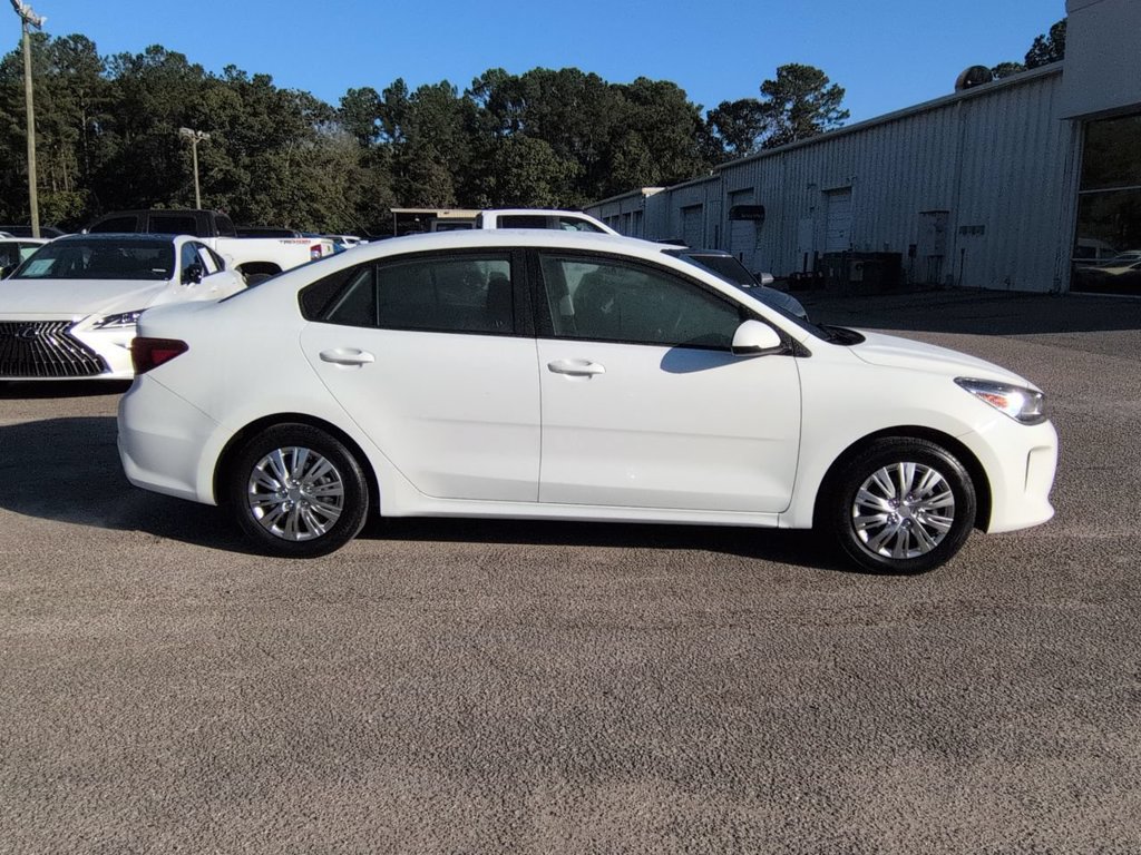 Used 2019 Kia Rio S FWD image 3