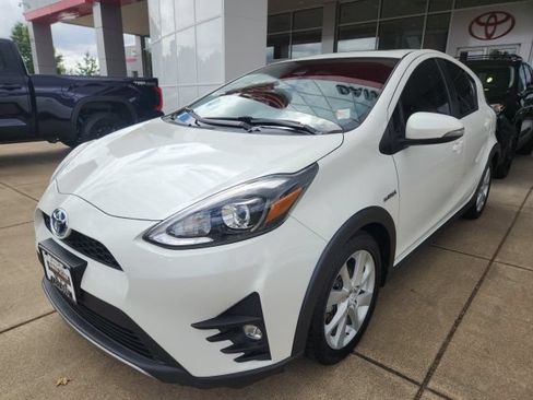 Used 2018 Toyota Prius C Four FWD image 6