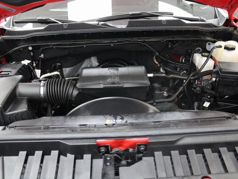 Used 2025 Chevrolet Silverado 2500 LT image 9