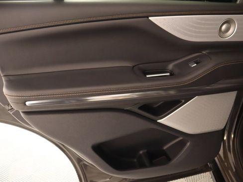 New 2026 Lincoln Navigator Black Label image 19