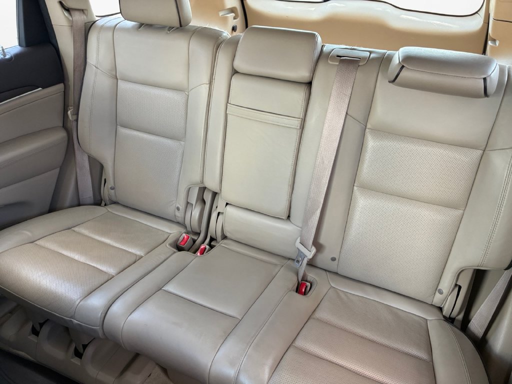 Used 2017 Jeep Grand Cherokee Overland w/ Jeep Active Safety Group RWD image 21