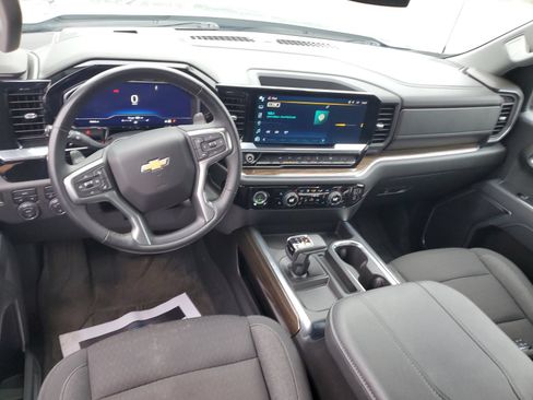 Used 2023 Chevrolet Silverado 1500 LT w/ Protection Package AWD/4WD image 10
