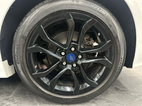 Used 2020 Ford Fusion SE w/ Equipment Group 151A FWD image 18