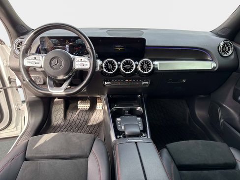 Used 2023 Mercedes-Benz GLB 250 GLB 250 image 19