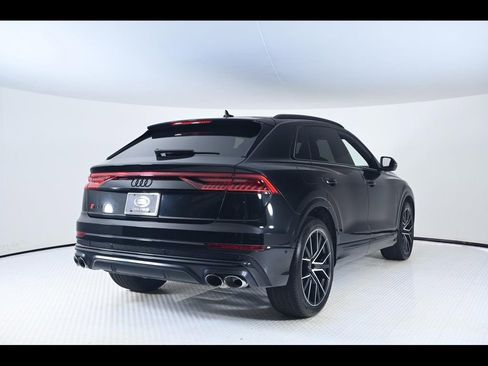 Used 2022 Audi SQ8 Prestige image 5