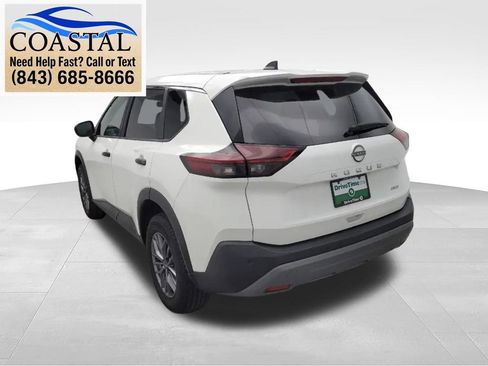 Used 2023 Nissan Rogue S AWD/4WD image 3