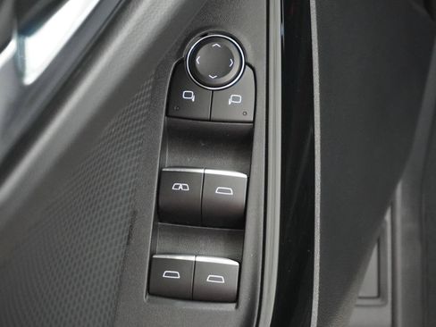 New 2026 Chevrolet Equinox RS w/ Convenience Package III FWD image 14