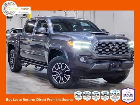 Used 2023 Toyota Tacoma TRD Sport image 1