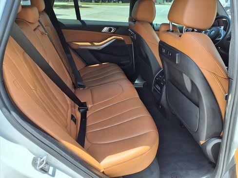 Used 2022 BMW X5 sDrive40i w/ M Sport Package RWD image 13