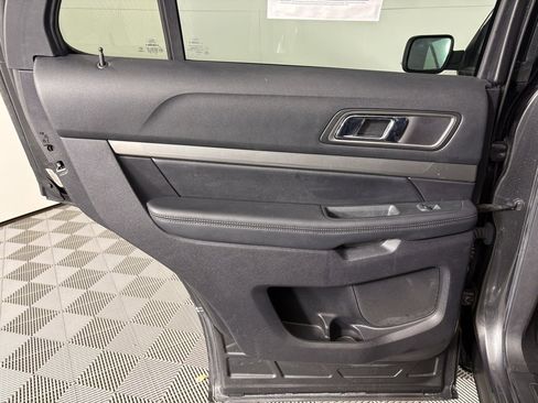 Used 2019 Ford Explorer XLT w/ Equipment Group 201A image 42