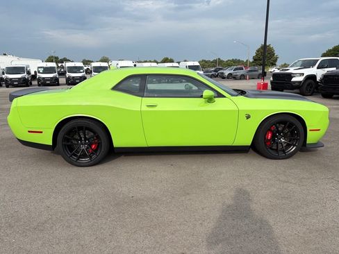 Used 2023 Dodge Challenger SRT Hellcat Redeye w/ Quick Order Package 27M RWD image 9