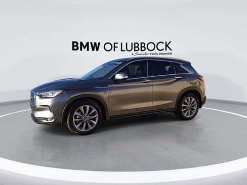 Used 2022 INFINITI QX50 Essential image 5