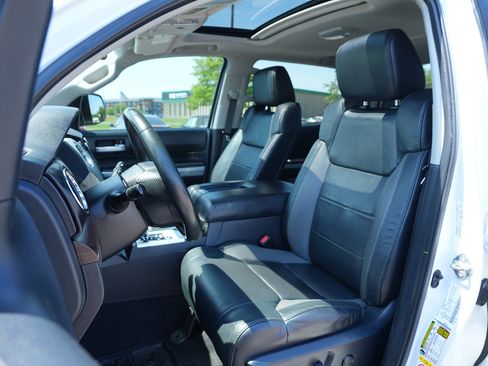 Used 2018 Toyota Tundra Limited AWD/4WD image 12