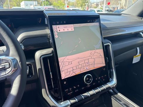 New 2026 GMC Yukon XL Elevation w/ Elevation Premium Package image 18