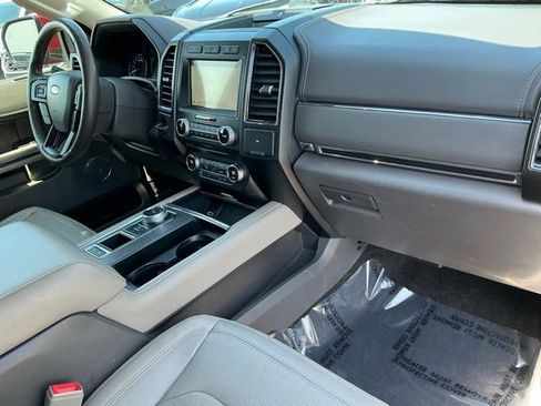 Used 2018 Ford Expedition Limited w/ Equipment Group 302A RWD image 24