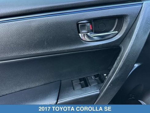 Used 2017 Toyota Corolla SE FWD image 12