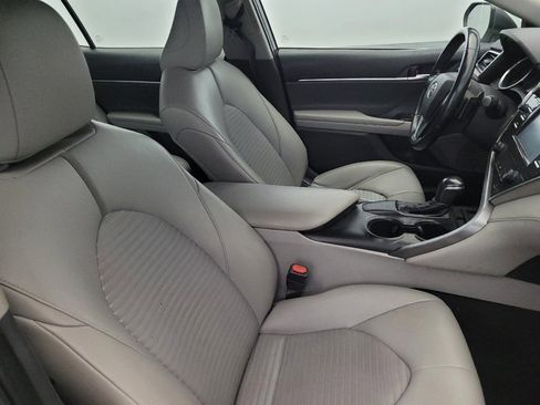 Used 2018 Toyota Camry SE w/ Convenience Package image 21
