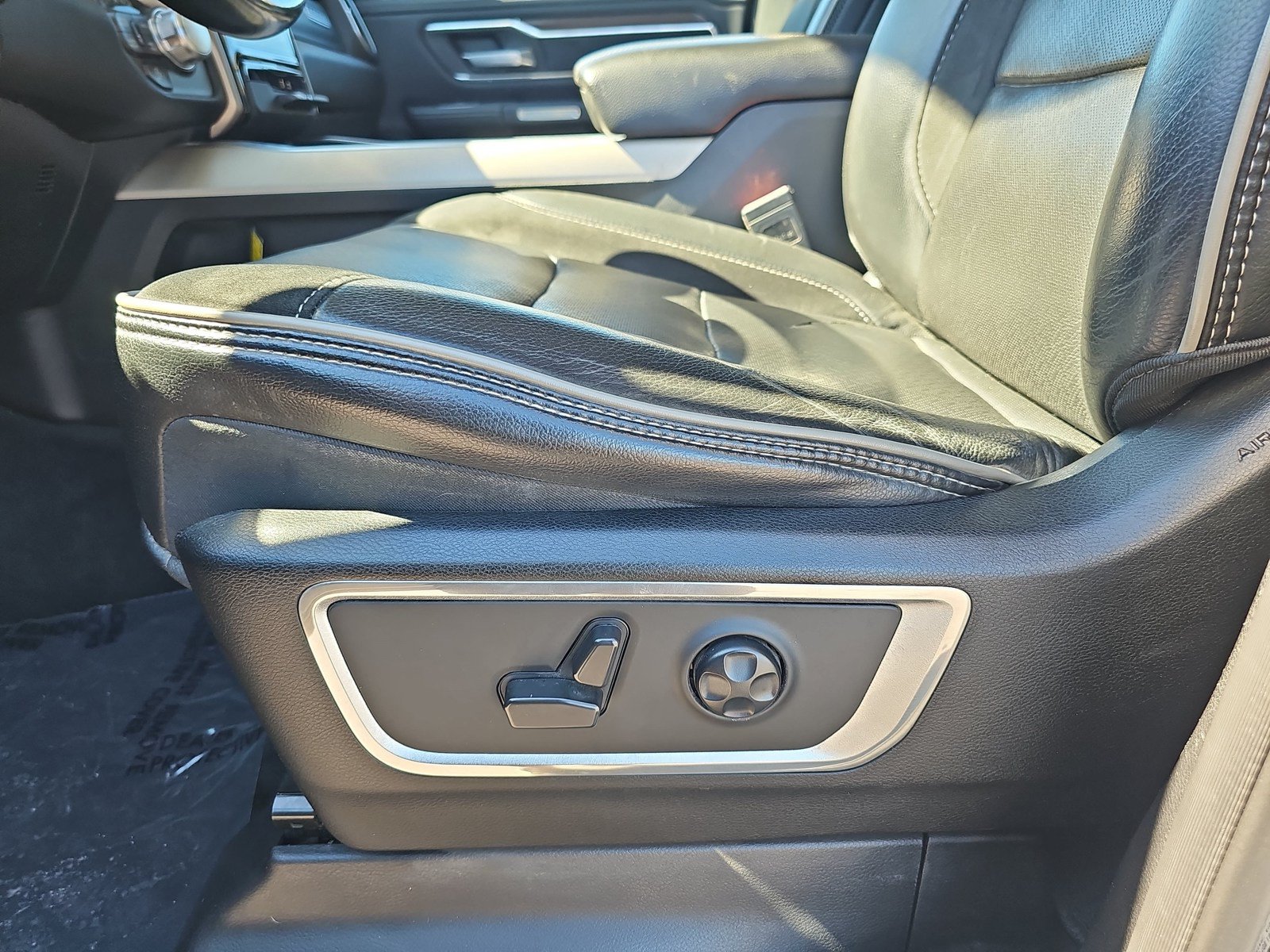 Used 2021 RAM 1500 Laramie w/ Protection Group AWD/4WD image 25