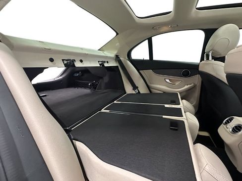 Used 2016 Mercedes-Benz C 300 4MATIC Sedan image 13