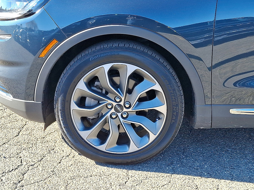 Used 2023 Lincoln Nautilus Reserve AWD/4WD image 68
