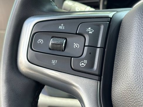 Used 2023 Chevrolet Silverado 1500 LT AWD/4WD image 10