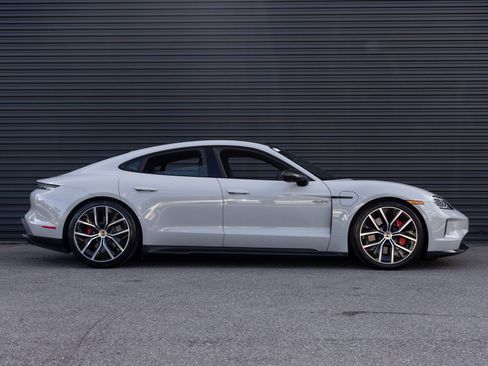 Used 2025 Porsche Taycan GTS image 8