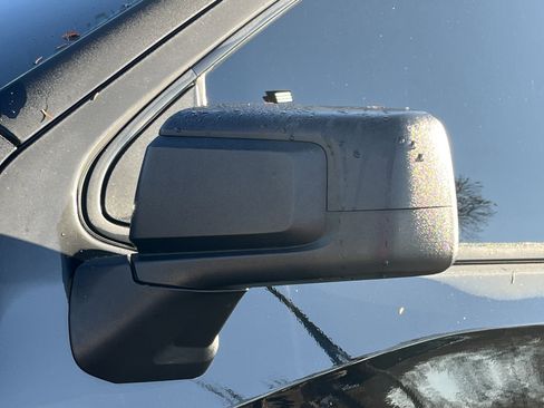 Used 2023 GMC Sierra 1500 Elevation image 29