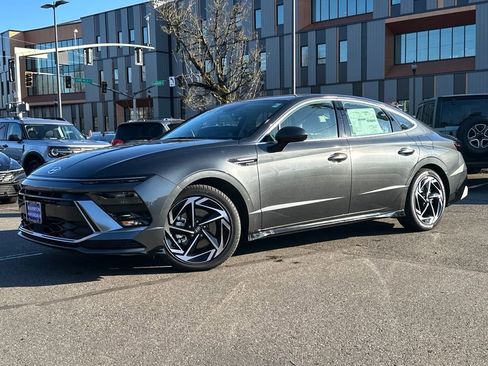 New 2026 Hyundai Sonata SEL image 1