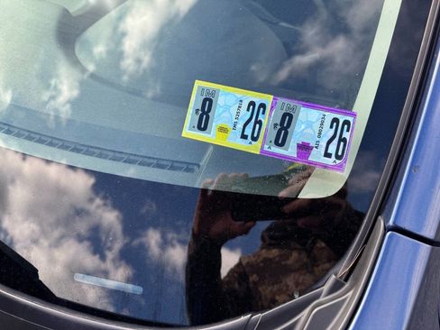 Used 2011 Subaru Impreza 2.5i Premium w/ PWR Moonroof Value Pkg image 8