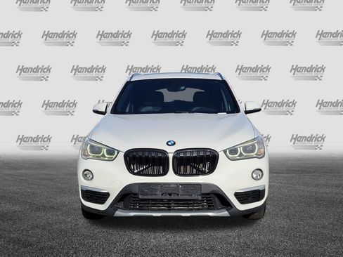 Used 2017 BMW X1 xDrive28i AWD/4WD image 9
