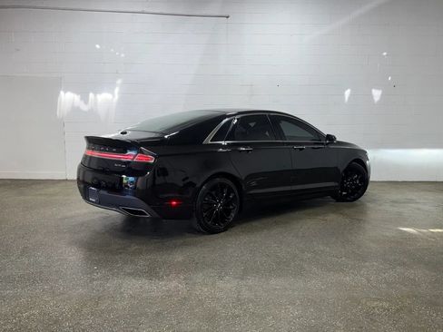Used 2020 Lincoln MKZ Reserve w/ Luxury Package AWD/4WD image 3
