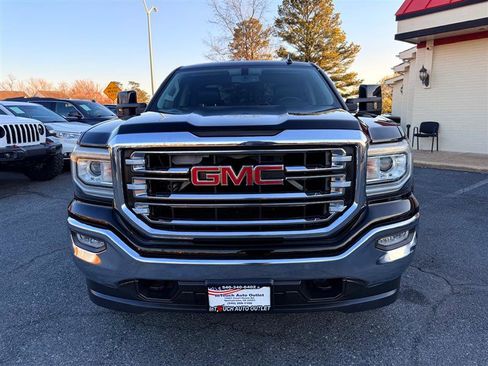 Used 2016 GMC Sierra 1500 SLT w/ Suspension Package, Off-Road image 2