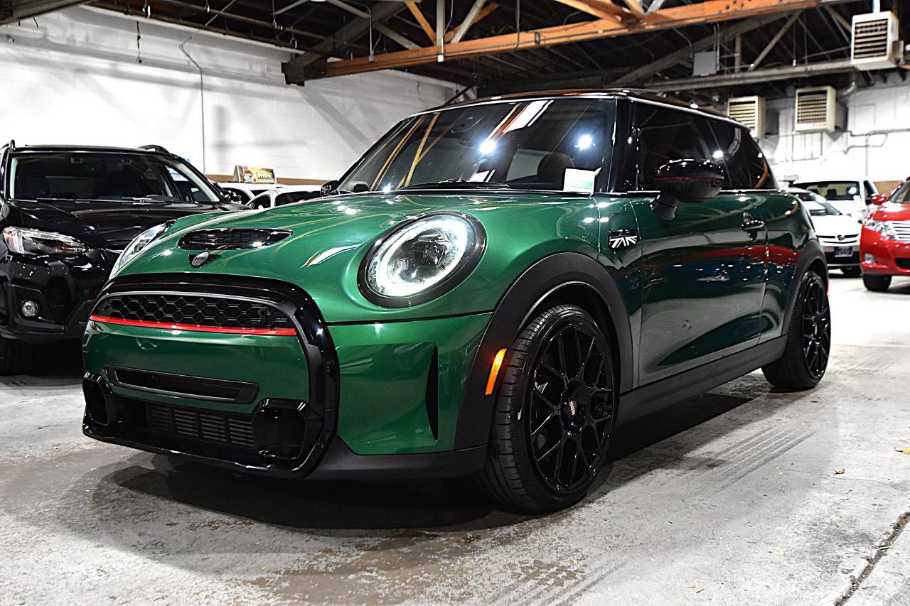 Used 2022 MINI Cooper S FWD image 3