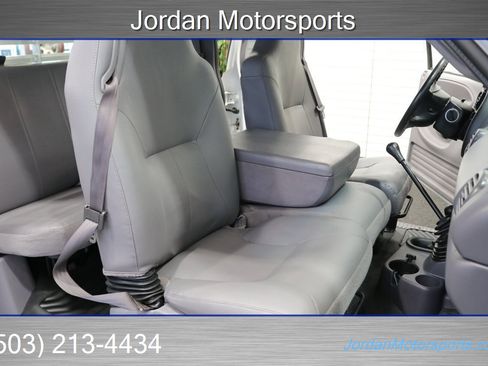 Used 2001 Dodge Ram 3500 Truck ST image 17