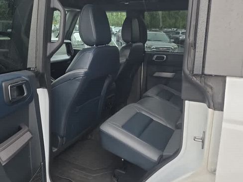 Used 2023 Ford Bronco Outer Banks AWD/4WD image 6