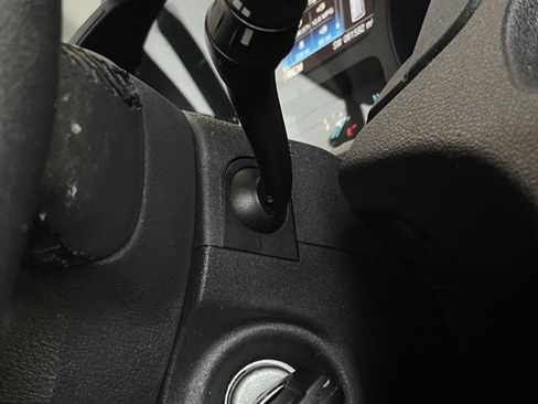 Used 2016 Ford Transit 150 XLT image 28